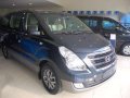 Hyundai Grand Starex Van Modern Special SR Occean View Beige Interior-0