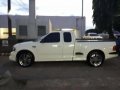 2001 Ford F150 White AT Truck For Sale-1