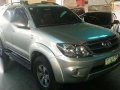 Toyota fortuner G AT diesel 2008-1