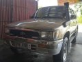 Toyota Hilux SR5 Dubai 4x4 MT Silver -0