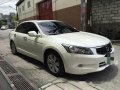 Honda Accord 2008 sedan white for sale -0