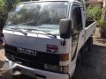 Isuzu Elf NKR 10ft White MT 2003 For Sale-2