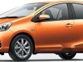 Toyota Prius C Full Option 2017-1