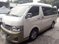 GL Grandia Pearl White Toyota Commuter for sale-1