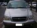2004 KIA carnival-1