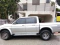 2004 Mitsubishi STRADA endeavor 4x4 pick up 04-6