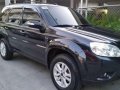 Ford Escape 2011 xlt tiop of the line good condition-2