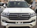 Toyota Land Cruiser LC200 GXR V8 AT 2017 good for sale-0