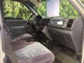 2003 Mitsubishi Adventure gls sport gas MT-3