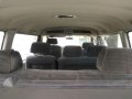 Toyota Hi-Ace Diesel Manual-3
