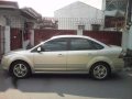 Ford Focus 2007 Sedan Golden AT For Sale-8