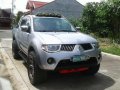 Mitsubishi Strada 4X4 GLS 2007 vs dmax pick up hilux e j g innova ls-1