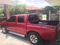 Nissan Frontier 2000 Red AT For Sale-3
