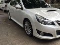 Subaru Legacy 2010 White MT For Sale-1