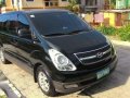 Hyundai Starex Gold 2011 AT Black For Sale-1