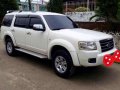 Ford Everest 2009 Altitude Edition MT White -0