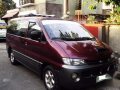 2000 Hyundai Starex SVX RV 2.5 AT Red -0