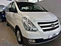 New Hyundai Starex Gls 2017 Van For Sale-7