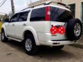 Ford Everest 2009 Altitude Edition MT White -5