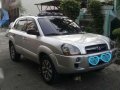 Hyundai Tucson 2009 AT Silver For Sale-2