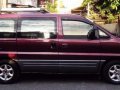 2000 Hyundai Starex SVX RV 2.5 AT Red -1