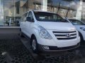 New Hyundai Starex Gls 2017 Van For Sale-2