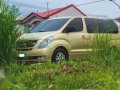 Hyundai Starex 2008 Golden AT For Sale-2