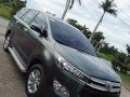Toyota Innova 2016 Green for sale-5