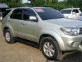 Toyota Fortuner G 2009 Silver AT For Sale-9