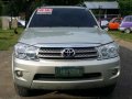 Toyota Fortuner G 2009 Silver AT For Sale-2