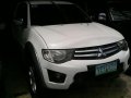 For sale Mitsubishi Strada 2010-3