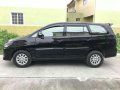 Toyota Innova 2012 Van diesel black for sale -5