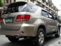 Toyota Fortuner V 4x4 matic diesel like montero adventure innova suv-0