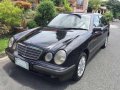 Mercedes Benz E240-2