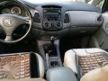 Toyota Innova j gas 2005-9