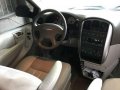 2006 Chrysler town and country-7