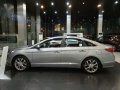 Hyundai Sonata with FREE Eon glx-2