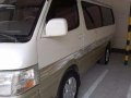 2001 Toyota Hiace Super Grandia 3.0-4