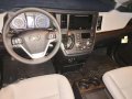 New 2017 Toyota Sienna Limited AT White -6