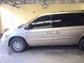 Chrysler Town And Country 2007 AT Golden -3