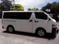 Toyota HiAce Commuter D4D 2008 MT White -0