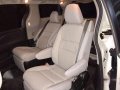 New 2017 Toyota Sienna Limited AT White -9