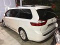 New 2017 Toyota Sienna Limited AT White -4