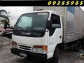 isuzu elf giga nkr 16ft close van-6