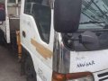 2.5TON Isuzu Elf Boom Truck Crane Japan Surplus CBU-2