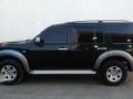 Ford Everest 2009 AT Black SUV For Sale-7