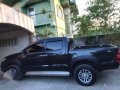 Toyota Hilux 4x2 2012 2.5 MT  Black For Sale-0