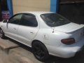 Hyundai Elantra 2001 MT White For Sale-3