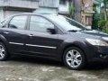 Ford Focus Sedan-0