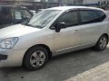 Kia Carens 2008. low mileage.-0